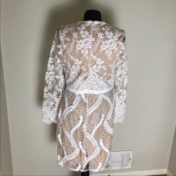 Marina lace summer dress from Nordstrom size 6 - Picture 6 of 10